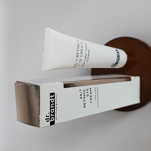 Dr. Brandt 24/7 Retinol Eye Cream with Ruby Crystal Complex - Picture 2 of 8